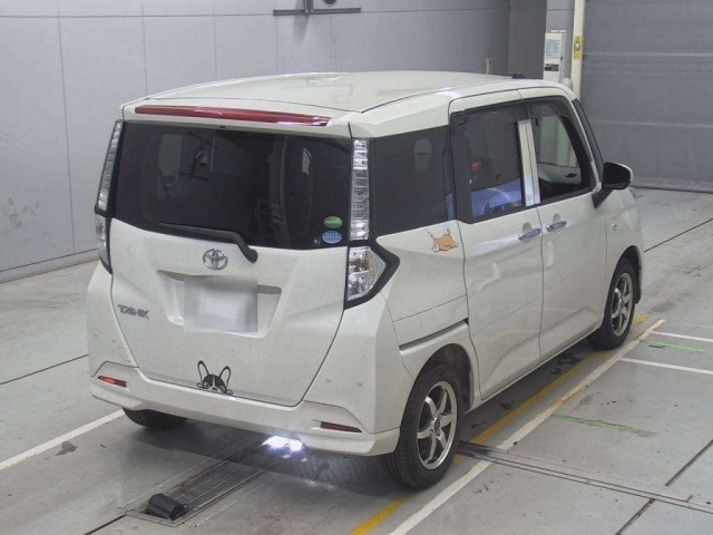 TOYOTA TANK 2019
