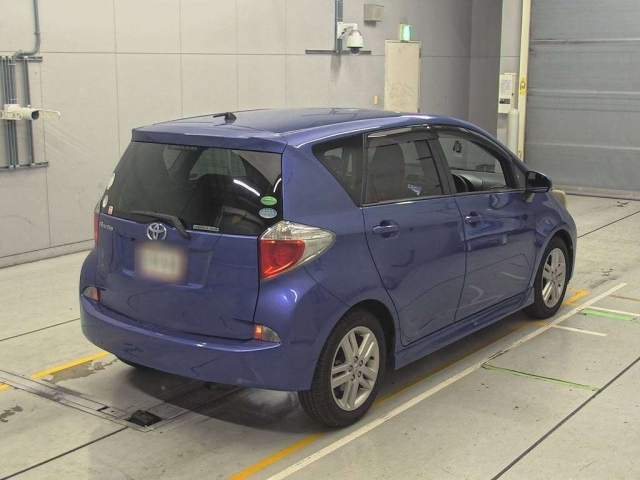 TOYOTA RACTIS 2013