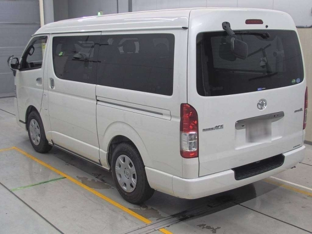 TOYOTA REGIUS ACE VAN 2019