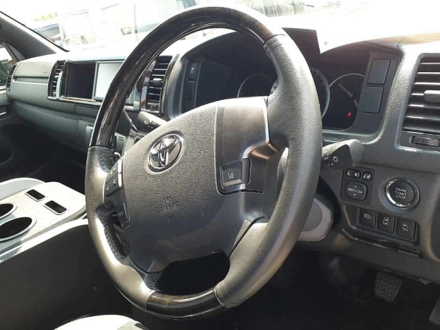 TOYOTA REGIUS ACE VAN 2019