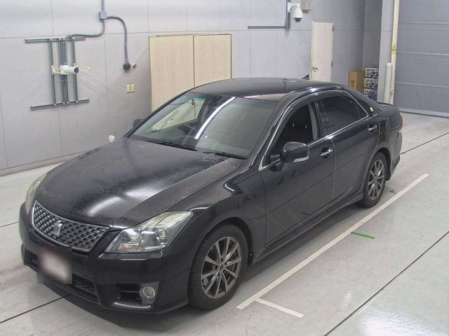 TOYOTA CROWN 2010