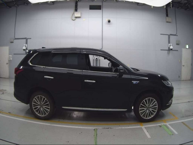 MITSUBISHI OUTLANDER PHEV 2019