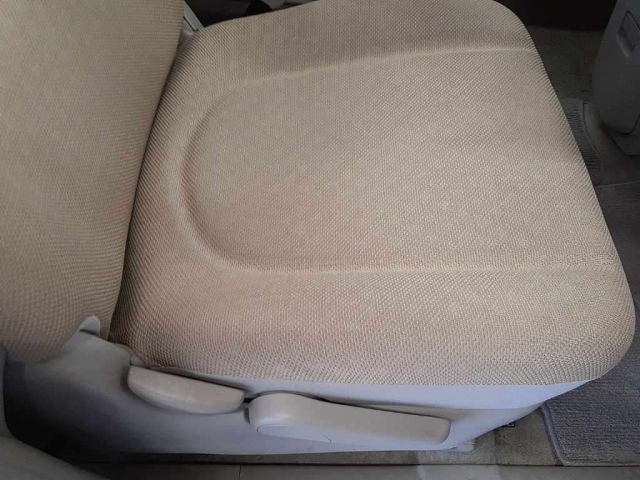 TOYOTA PORTE 2011