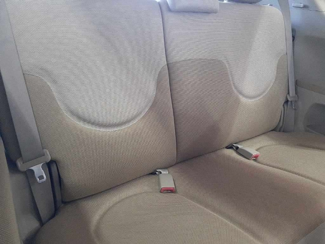 TOYOTA PORTE 2011