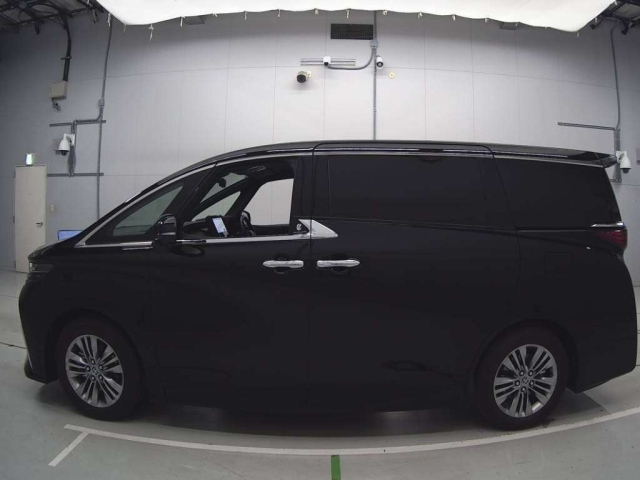 TOYOTA ALPHARD 2024