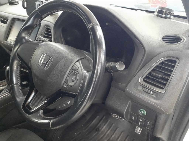 HONDA VEZEL 2017