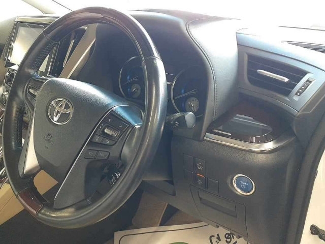TOYOTA ALPHARD 2016