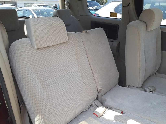 TOYOTA NOAH 2008