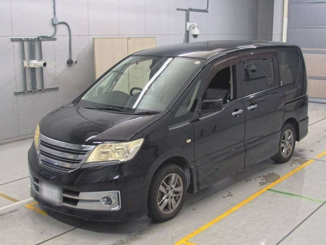 NISSAN SERENA 2011