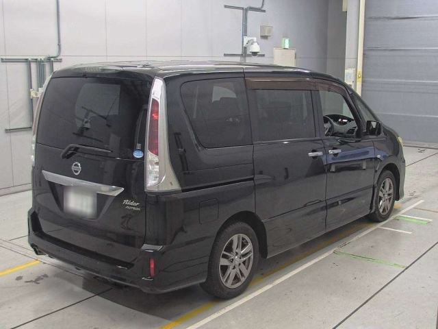 NISSAN SERENA 2011