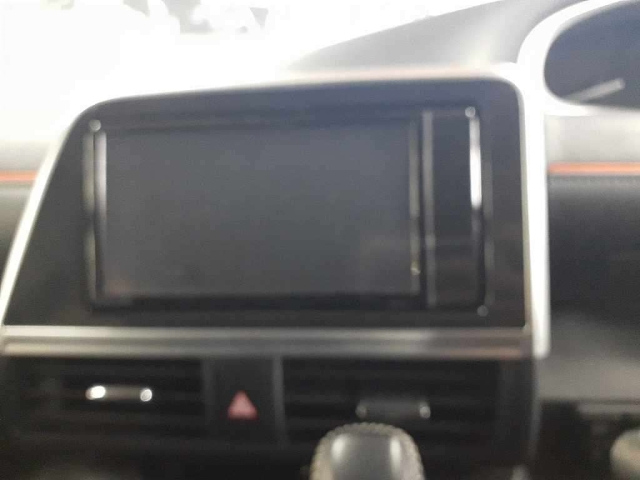 TOYOTA SIENTA 2018