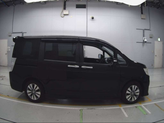 HONDA STEP WAGON 2012