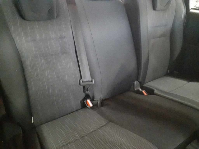 TOYOTA NOAH 2013