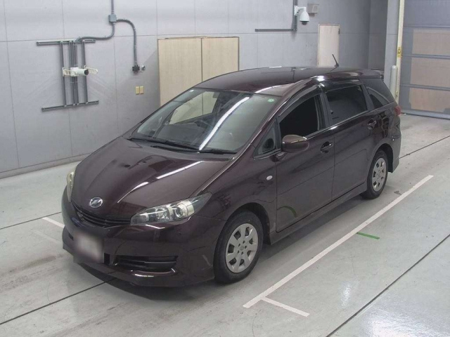 TOYOTA WISH 2011