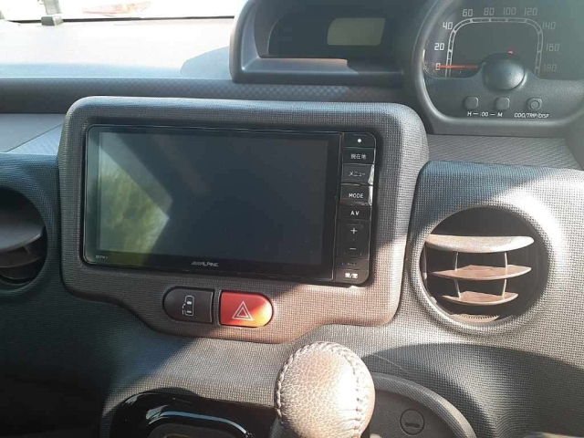 TOYOTA SPADE 2013