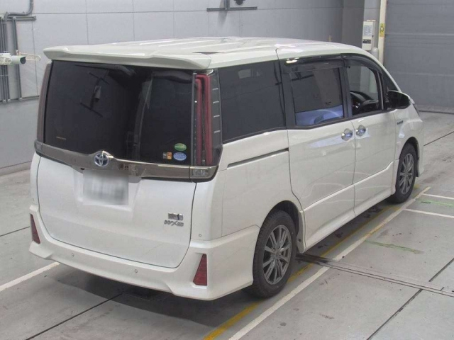 TOYOTA NOAH 2019