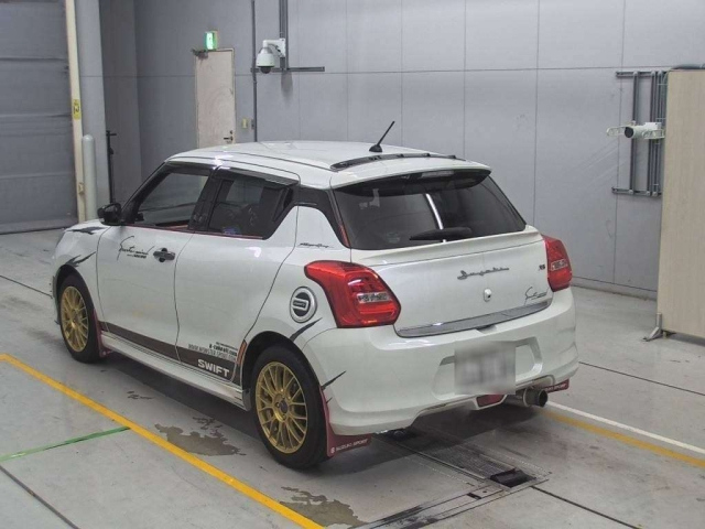 SUZUKI SWIFT 2017