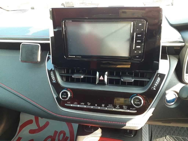 TOYOTA COROLLA SPORT 2018