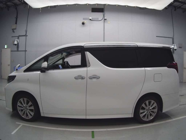 TOYOTA ALPHARD 2021