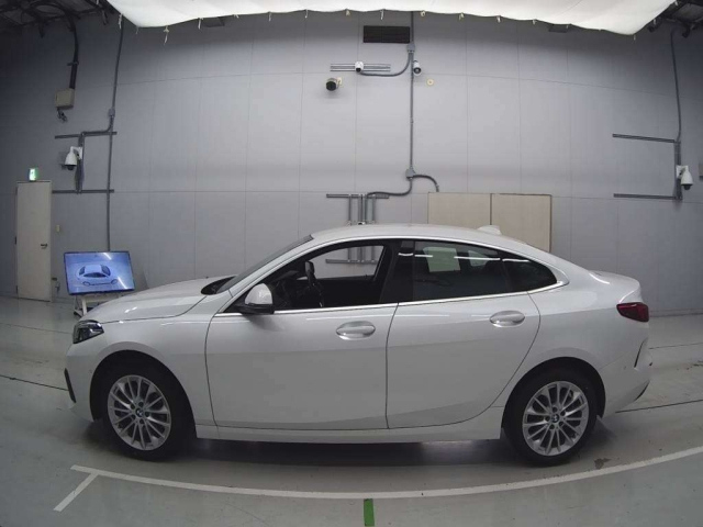 BMW 2 SERIES 2024