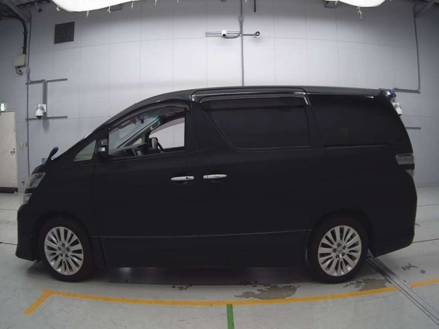 TOYOTA VELLFIRE 2014