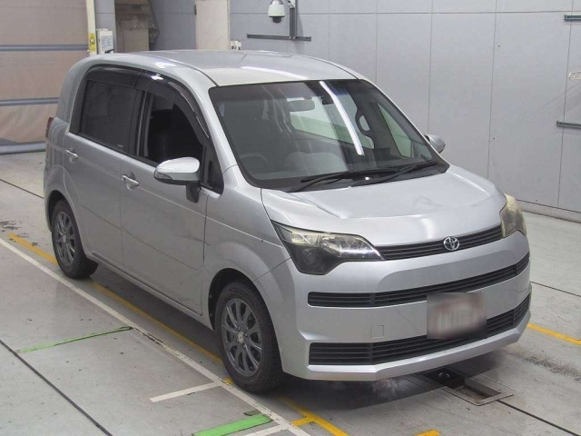 TOYOTA SPADE 2014