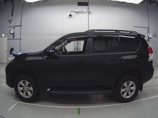 TOYOTA LAND CRUISER PRADO 2011