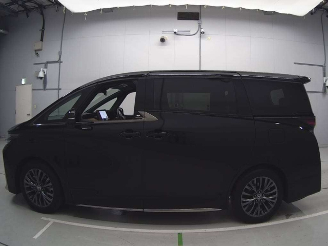 TOYOTA VELLFIRE 2024