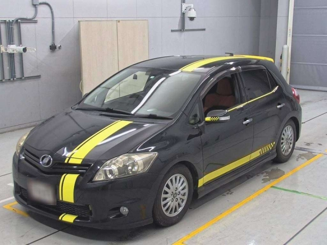 TOYOTA AURIS 2010