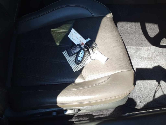 NISSAN FUGA 2015