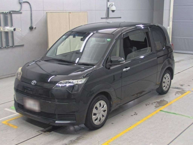 TOYOTA SPADE 2012
