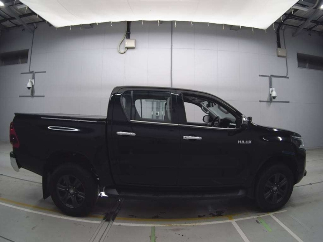 TOYOTA HILUX 2021
