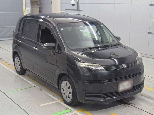 TOYOTA SPADE 2012