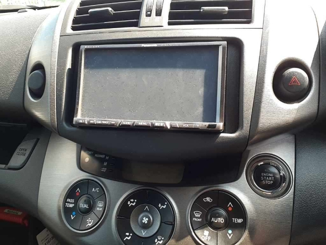 TOYOTA VANGUARD 2011