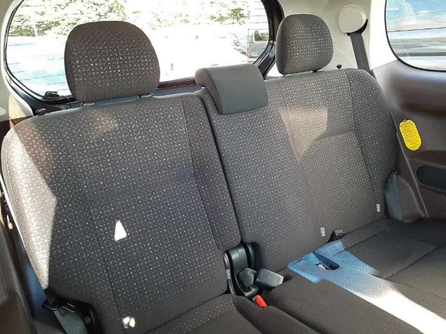 TOYOTA SPADE 2012