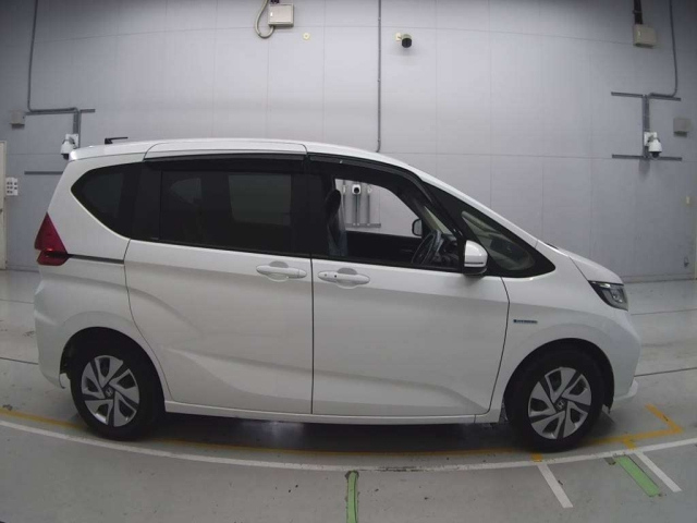 HONDA FREED 2022