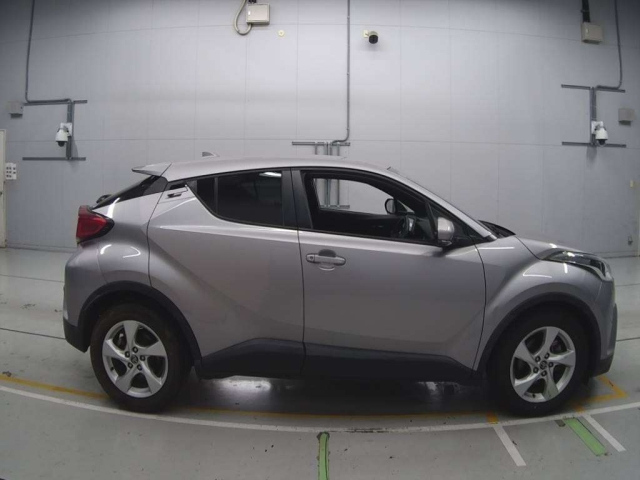TOYOTA C-HR 2019