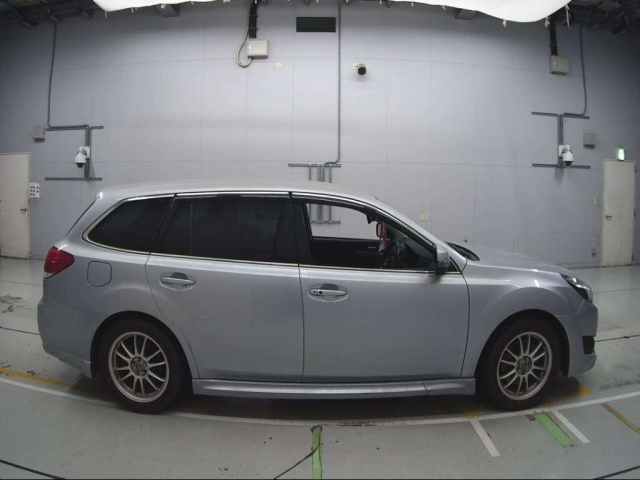 SUBARU LEGACY 2011