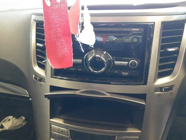 SUBARU LEGACY 2011