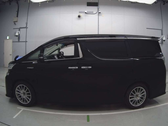 TOYOTA VELLFIRE 2015
