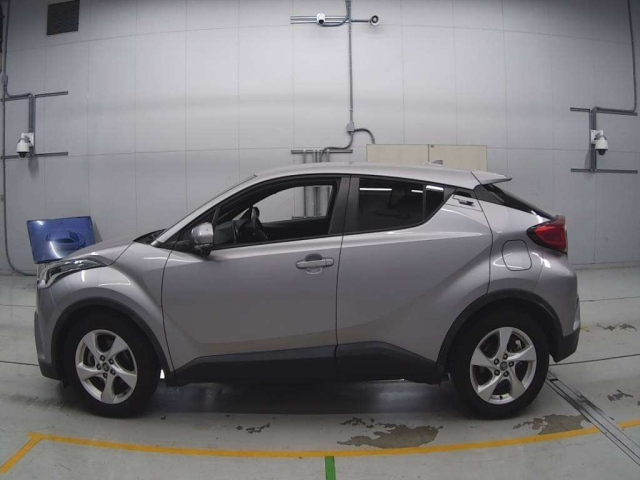 TOYOTA C-HR 2019