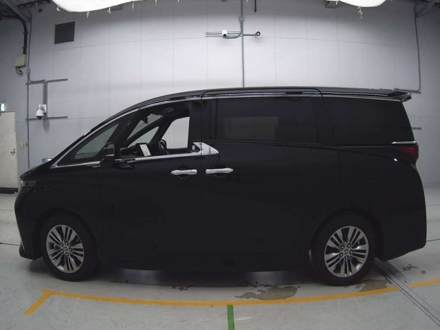TOYOTA ALPHARD 2024