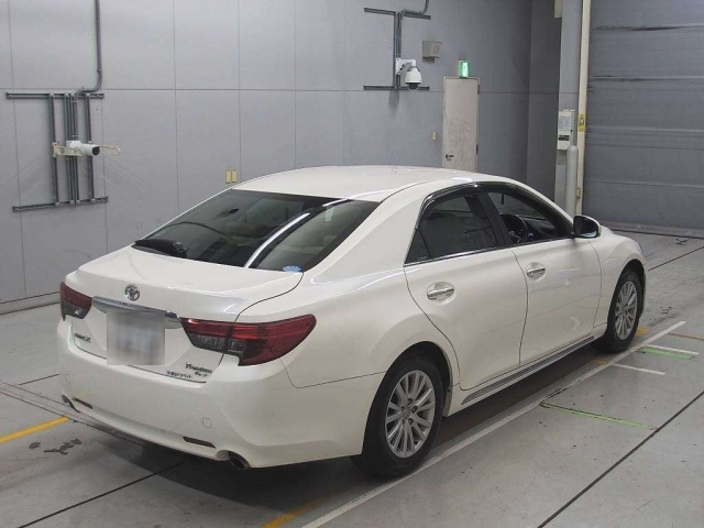 TOYOTA MARK X 2013