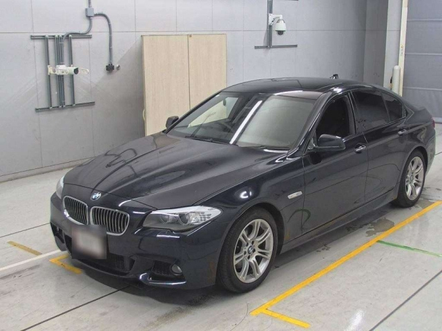 BMW 5 SERIES 2012