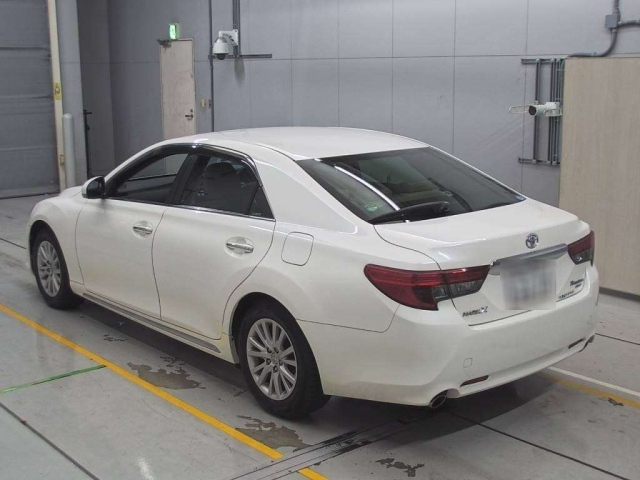 TOYOTA MARK X 2013