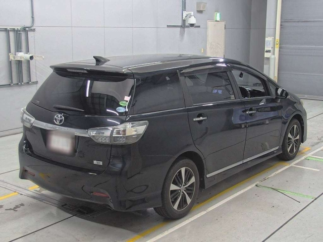 TOYOTA WISH 2014