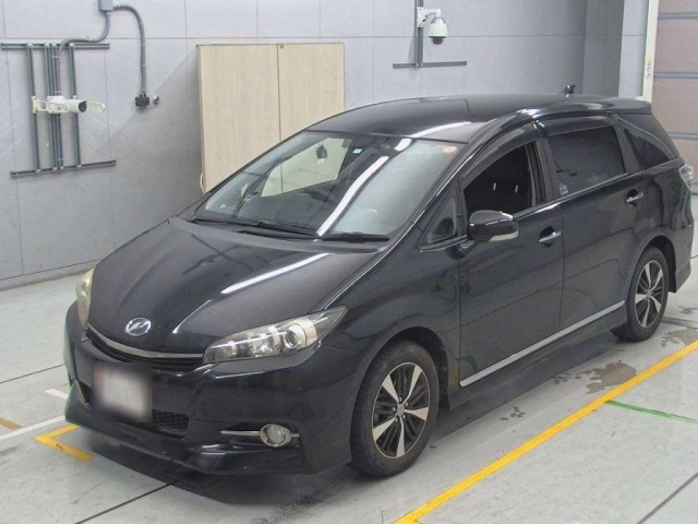 TOYOTA WISH 2014