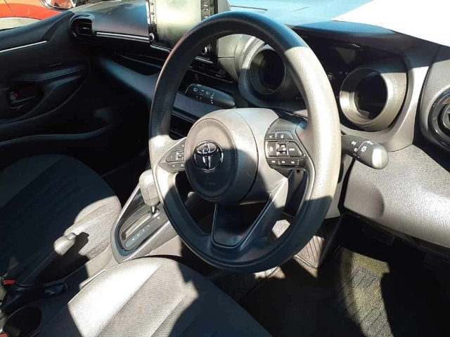 TOYOTA YARIS 2022