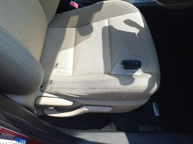 TOYOTA AURIS 2012
