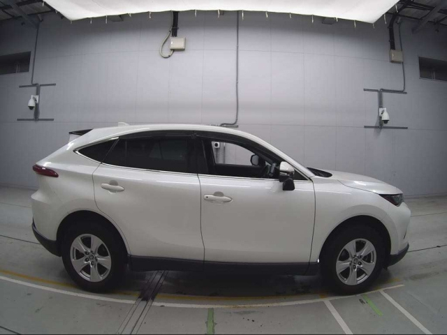 TOYOTA HARRIER 2021